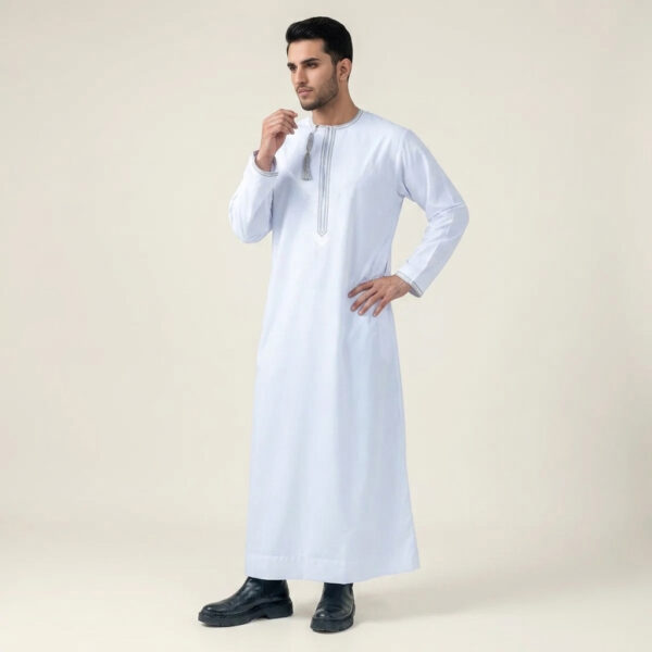Classic-Omani-White-Thobe-for-Men.jpg Classic Omani White Thobe for Men