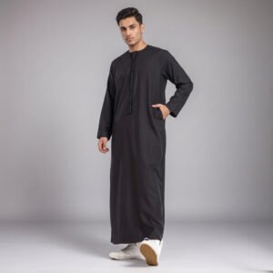 Men’s Raisin Black Omani Thobe