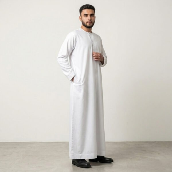 Minimalist Omani White Thobe for Men
