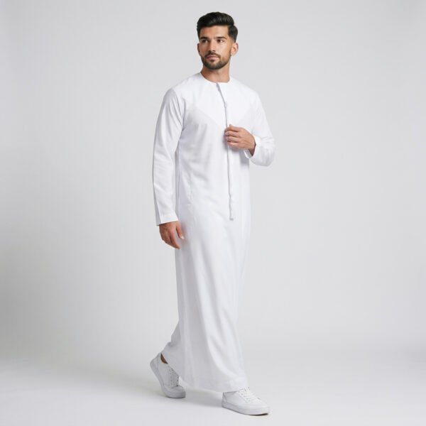 Traditional White Men's Emirati Thobe